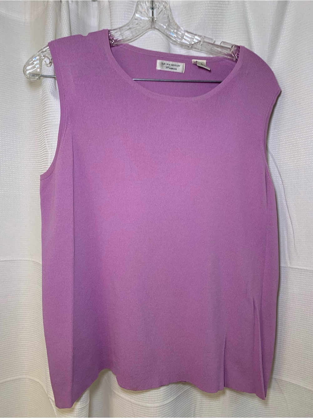 Laura Ashley Lavender Sleeveless Scoop Neck Tank